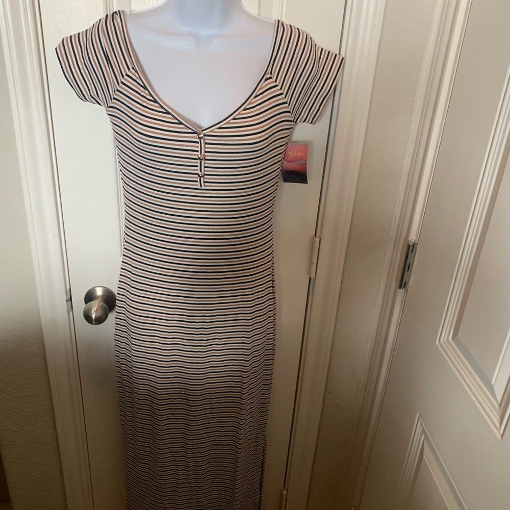 Striped Short-Sleeve Maxi Dress in Beige and Black